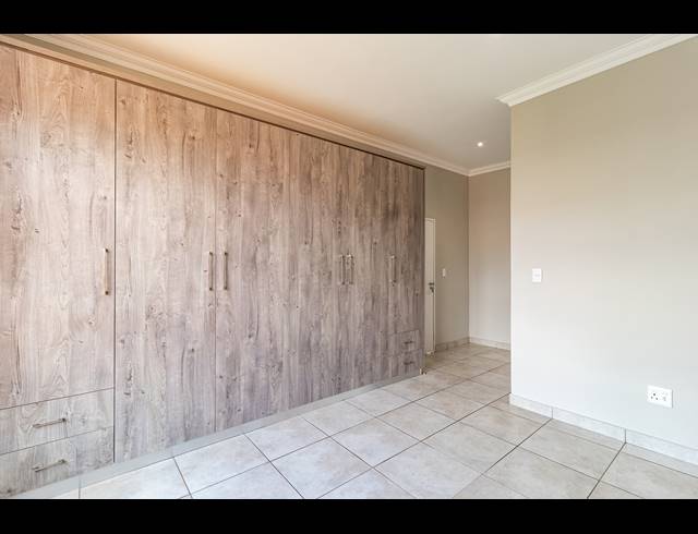 3 BEDROOM SIMPLEX FOR SALE IN SIX FOUNTAINS RESIDENTIAL ESTATE